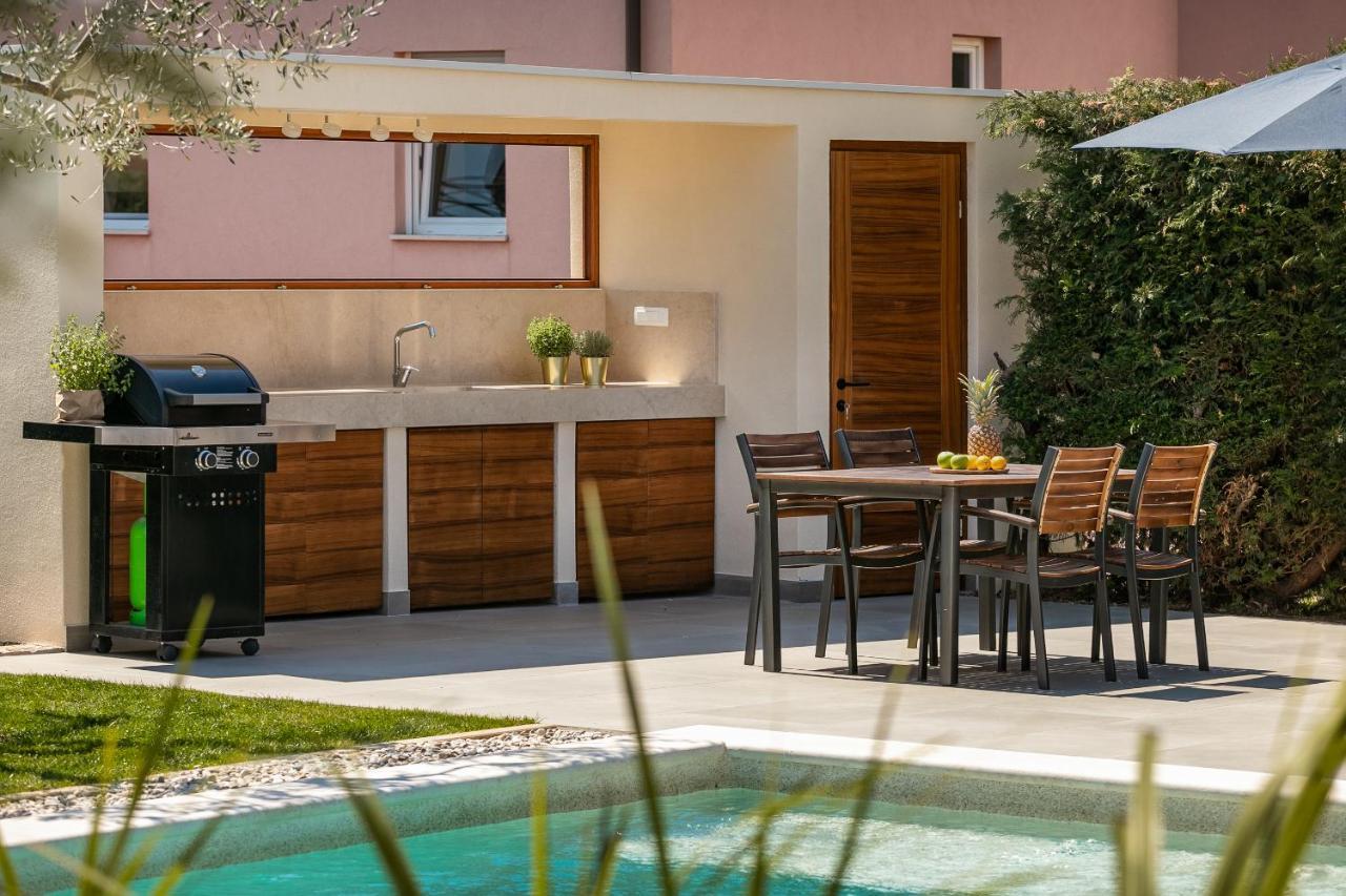 Belvedere Holidays Villas Novigrad  Ngoại thất bức ảnh