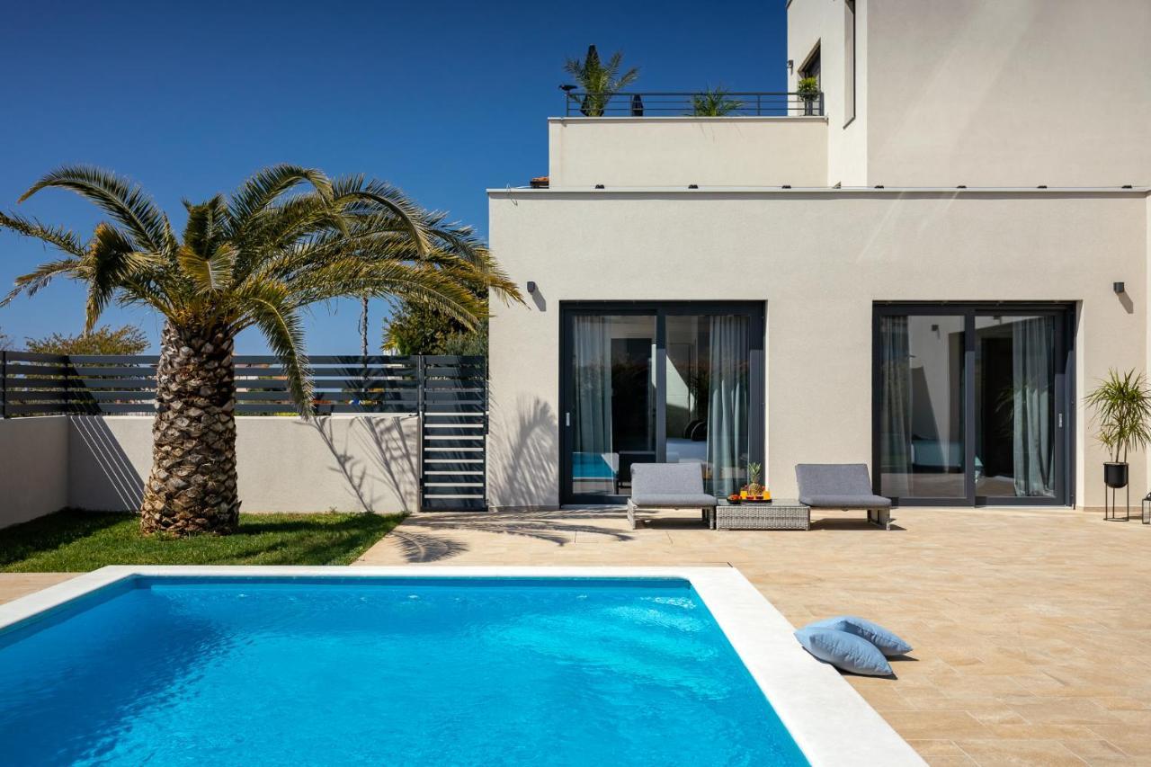 Belvedere Holidays Villas Novigrad  Ngoại thất bức ảnh