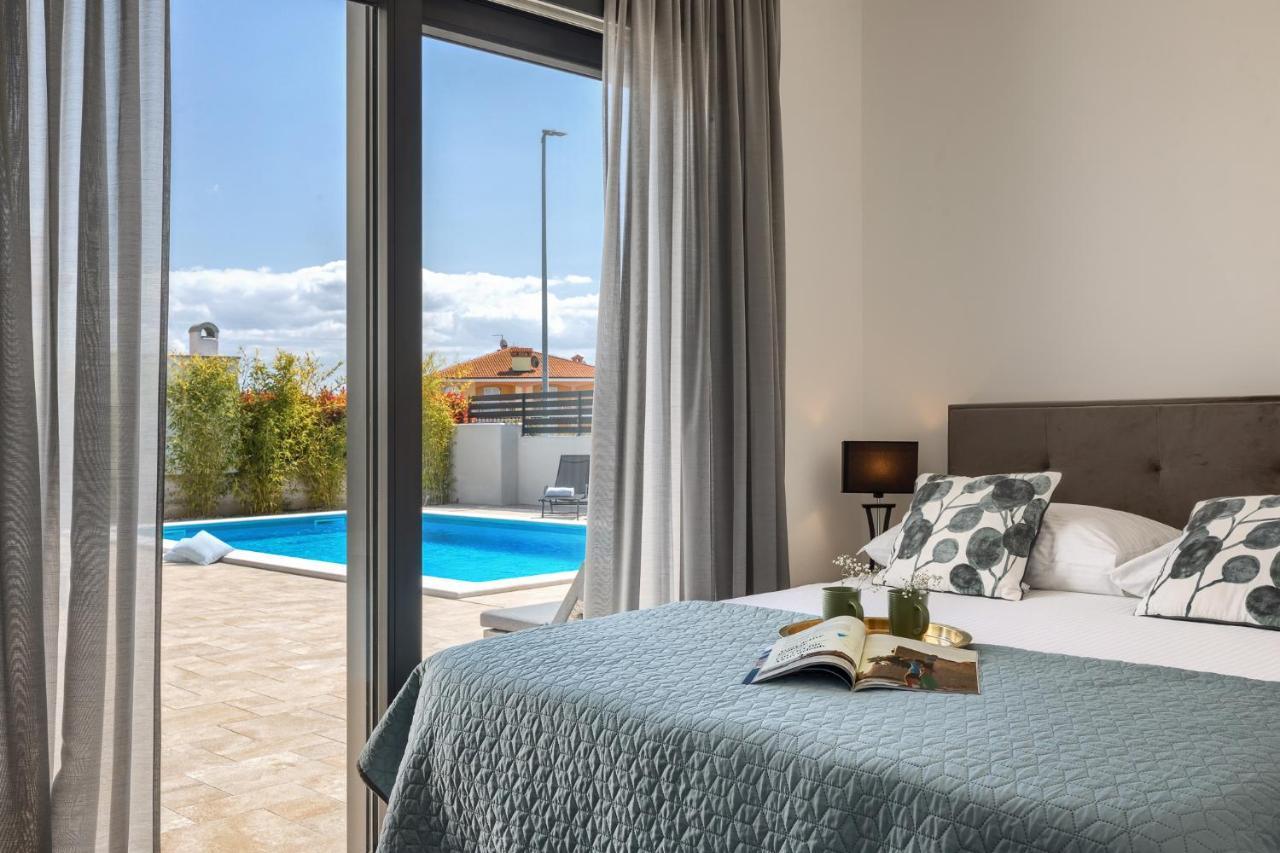 Belvedere Holidays Villas Novigrad  Ngoại thất bức ảnh