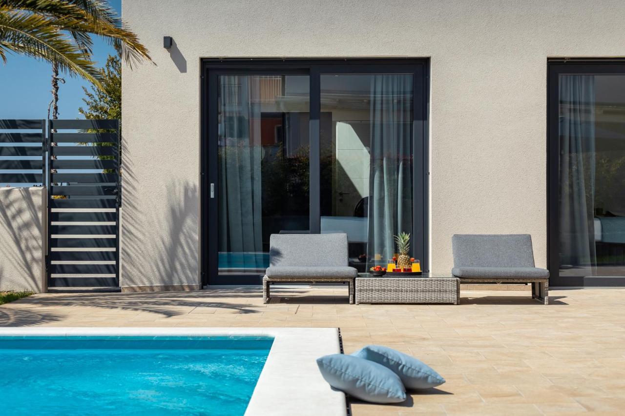 Belvedere Holidays Villas Novigrad  Ngoại thất bức ảnh